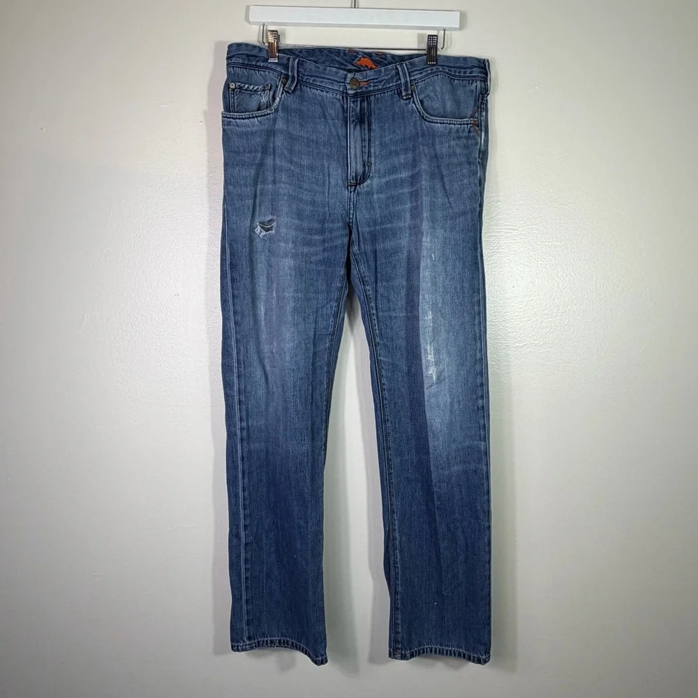 Tommy Bahama Distressed Straight Leg Denim Jeans - Picture 5 of 7